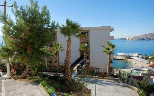 Golden Residenz – Apartment (4. OG) in 1. Reihe mit seitlichem Meerblick